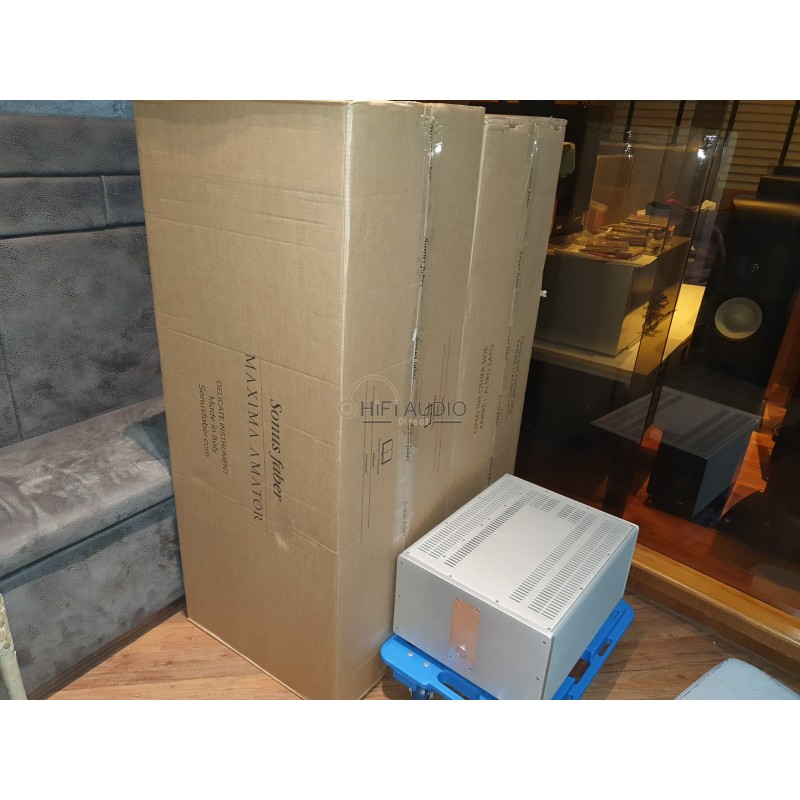 Sonus faber Maxima Amator Speaker (Pair)