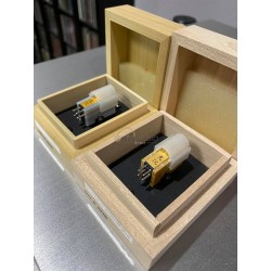 Koetsu Coralstone Platinum Series Moving Coil Cartridge
